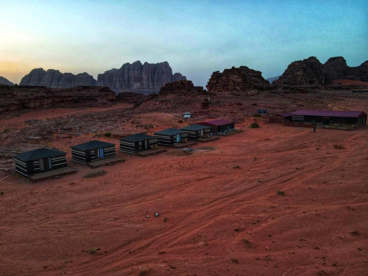 מלון וואדי רם Salameh'S Bedouin Camp מראה חיצוני תמונה