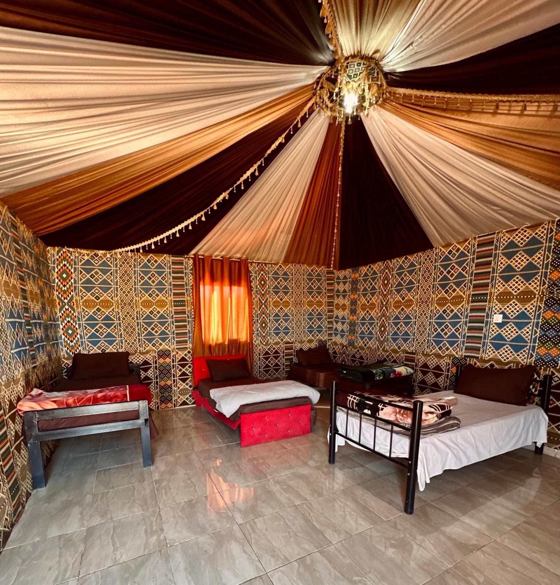 מלון וואדי רם Salameh'S Bedouin Camp מראה חיצוני תמונה